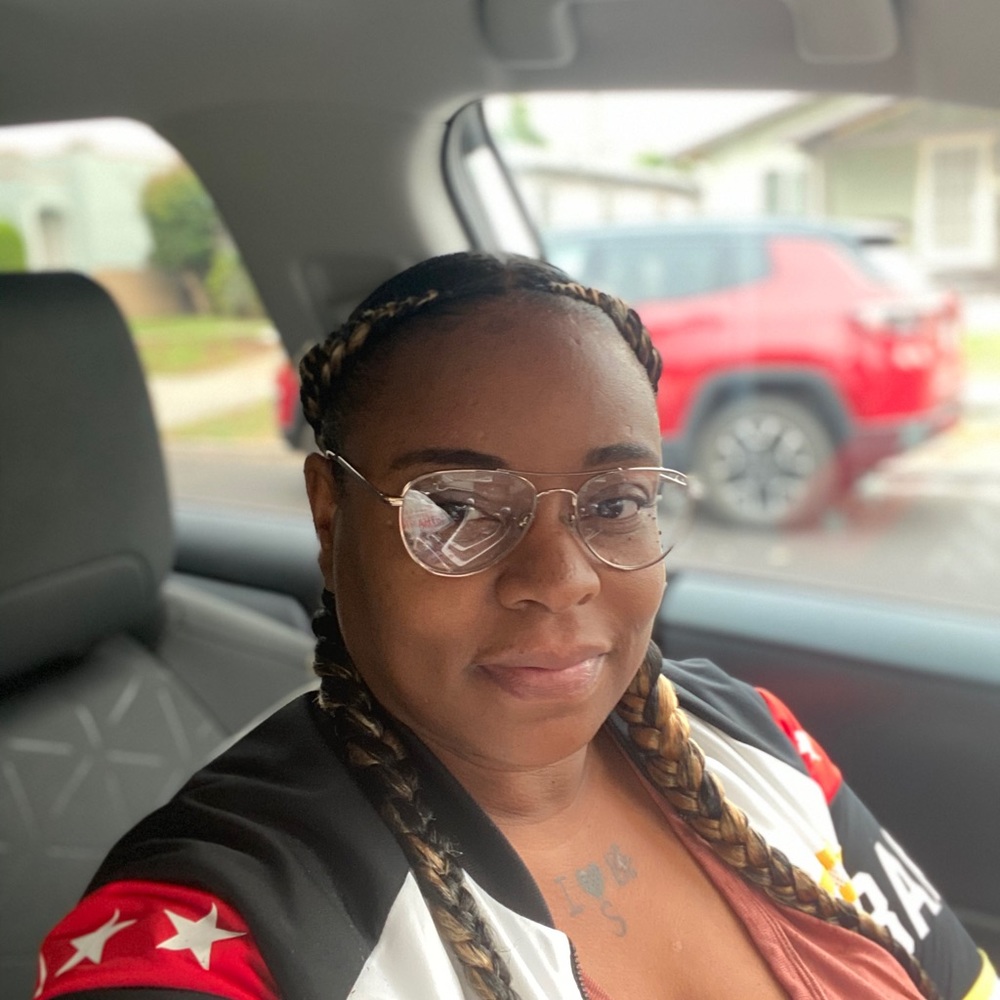 Meet your Posher, Ieasha